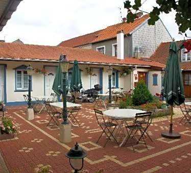 LOGIS - Hotel & restaurant "L'envie des mets"