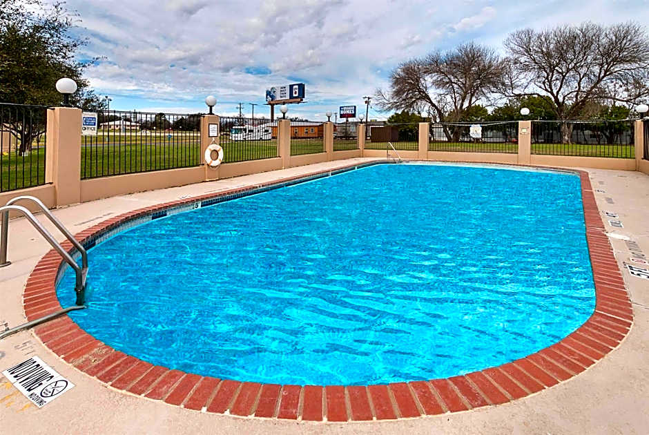 Motel 6-Waco, TX