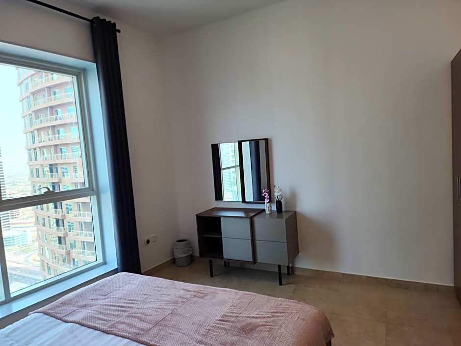 Preatoni Tower - JLT by Golden Casa