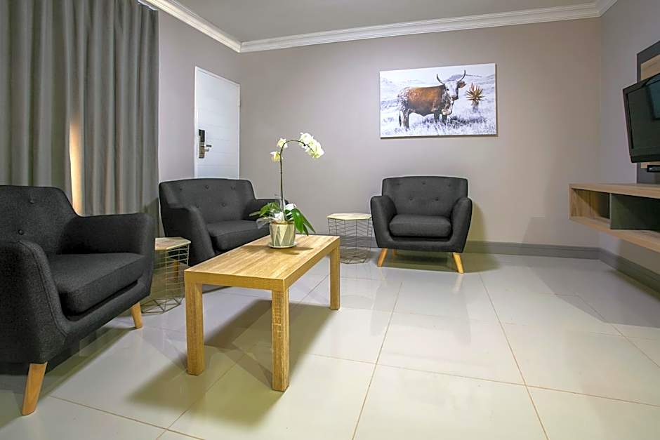 Hotel AT Hatfield Apartments