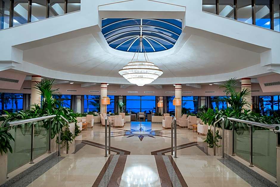 Constantinou Bros Athena Beach Hotel