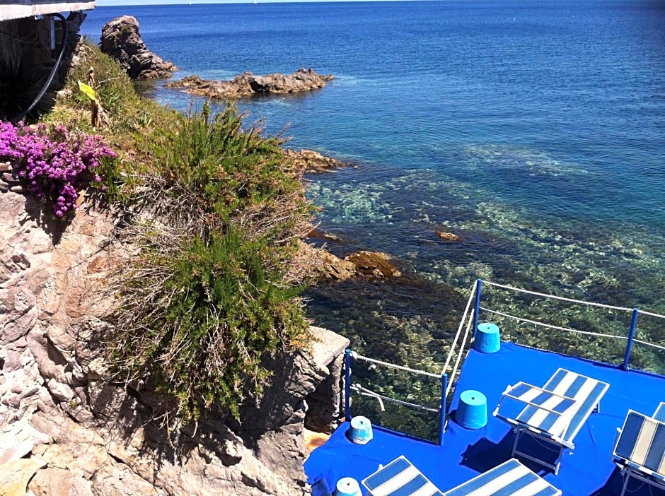 Hotel Rocce Azzurre