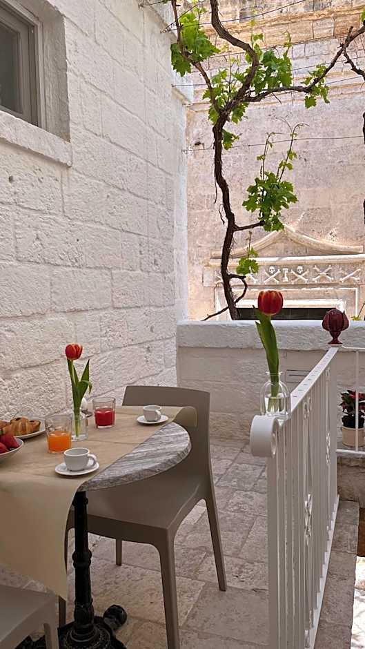 Antico Mondo Rooms & Suites