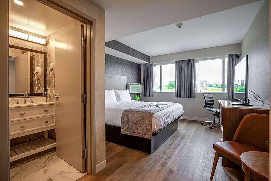 Monte Carlo Inns Oakville Suites