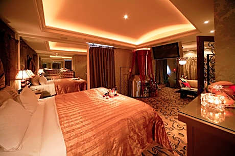 Deluxe Double Room (Check-in after 18:00)