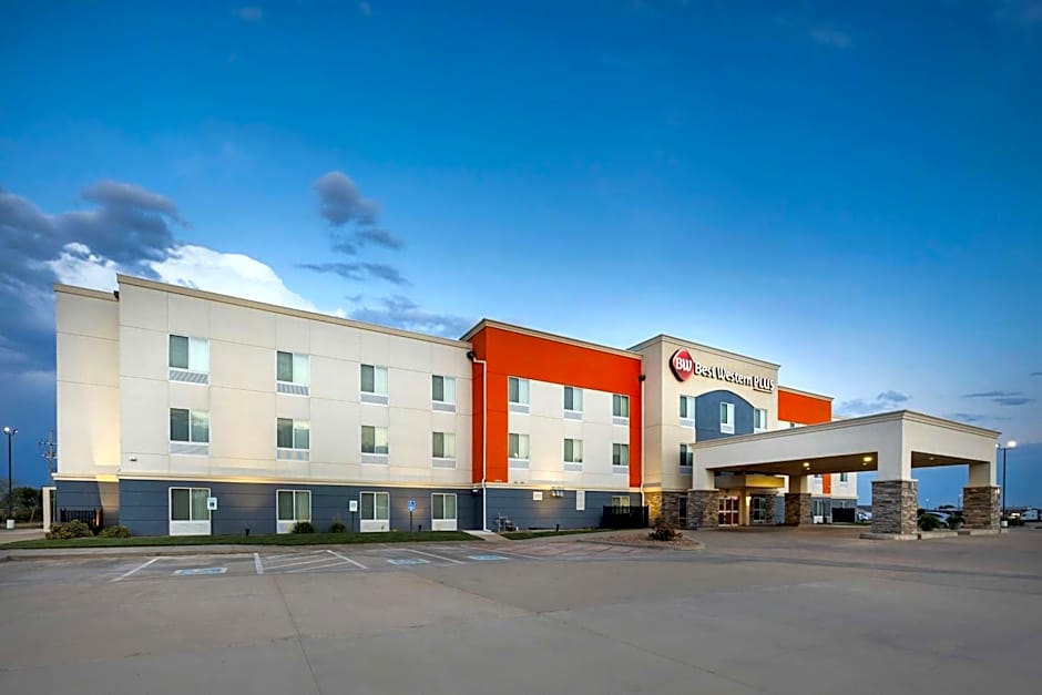 Best Western Plus Pratt