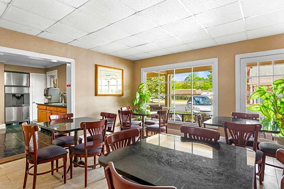 Rodeway Inn Williamsburg Historic Area