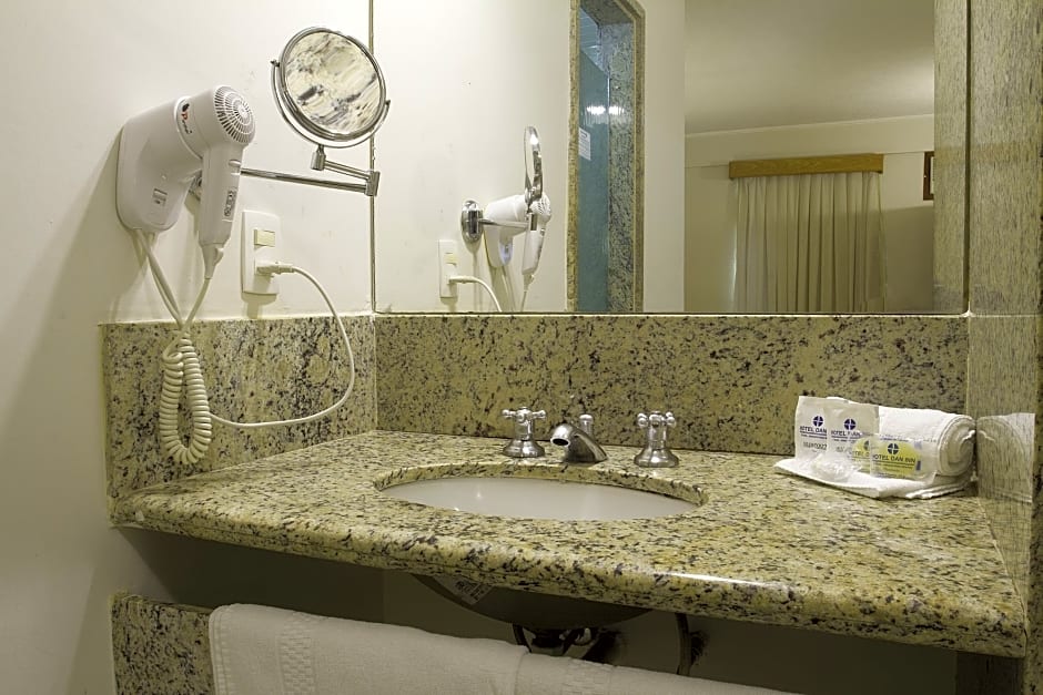 Dan Inn Franca & Convenções