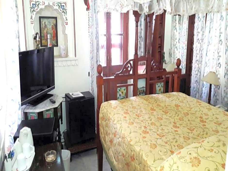 Hotel Pushkar Palace