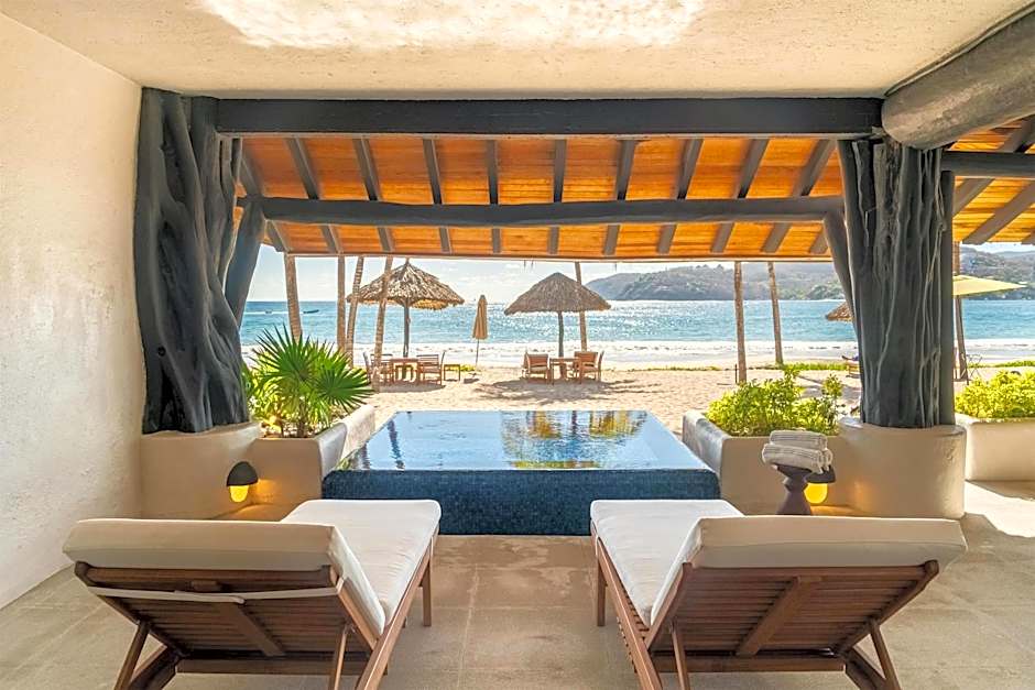 Thompson Zihuatanejo, A Beach Resort by Hyatt