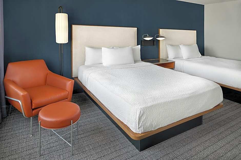 Courtyard by Marriott Kansas City Shawnee