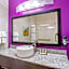 La Quinta Inn & Suites by Wyndham Springfield