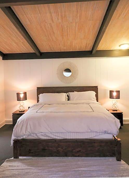 Crown Mansion Boutique Hotel & Villas