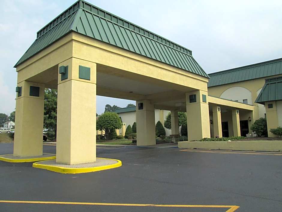 Ramada by Wyndham Indiana