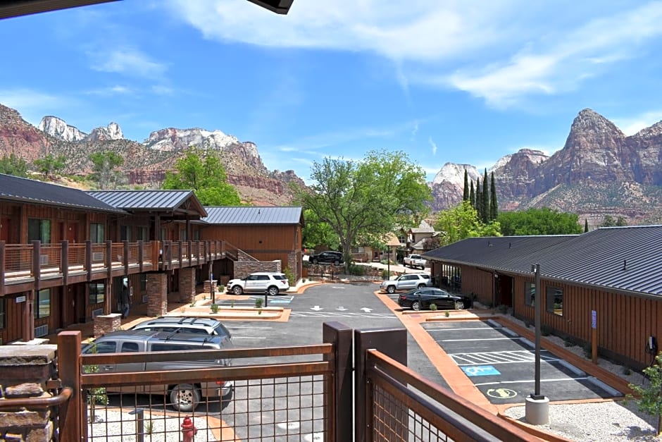 Zion Canyon Lodge