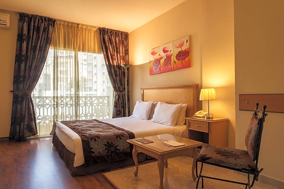 Bella Riva Hotel