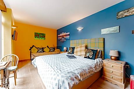 Large Double or Twin Room