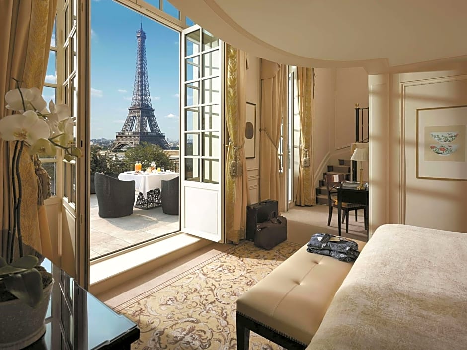 Shangri-La Hotel, Paris