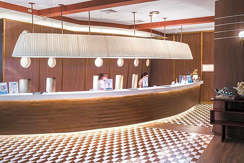 A-One The Royal Cruise Hotel Pattaya - SHA Extra Plus