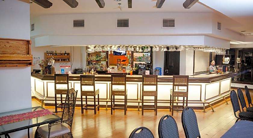 Waterfront Insular Hotel Davao