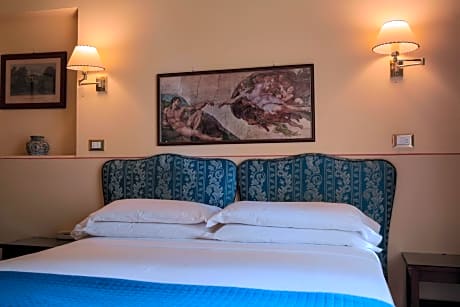 Double Room (1 Adult)