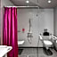 Moxy by Marriott Frankfurt City Center