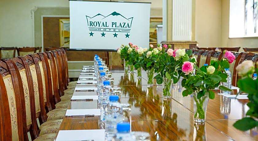 Royal Plaza