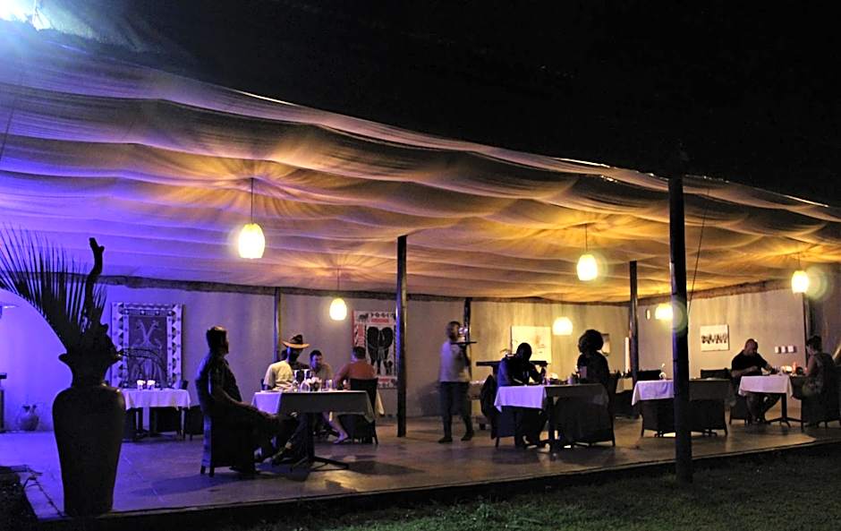 Lions Rock Rapids - Lodge