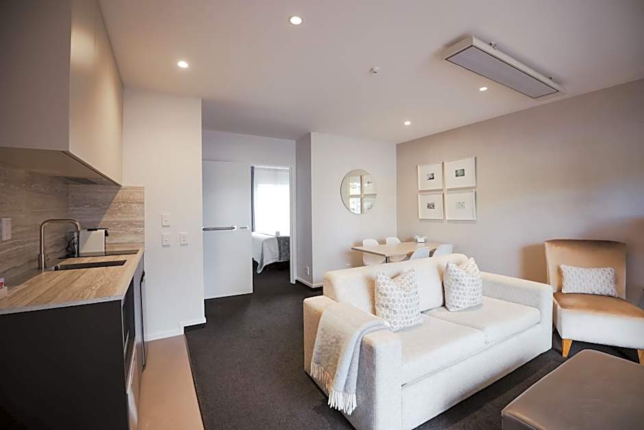 Radfords on the Lake