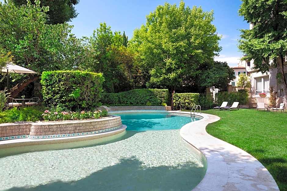 Sina Villa Medici, Autograph Collection by Marriott