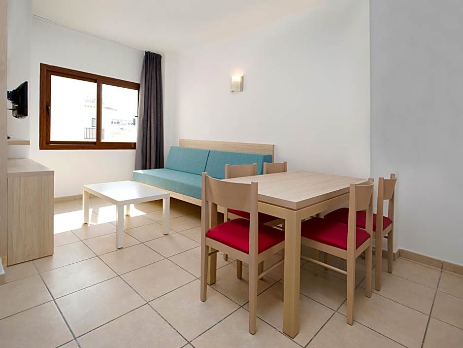 Apartamentos Tramuntana