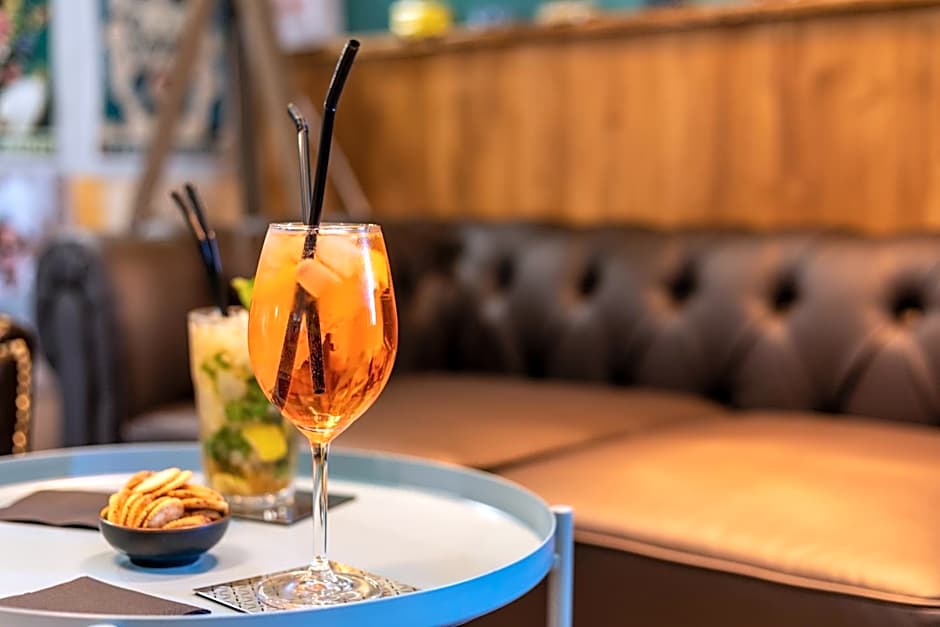 Logis Hôtels et restaurant La Pause Rn7 Montélimar Nord