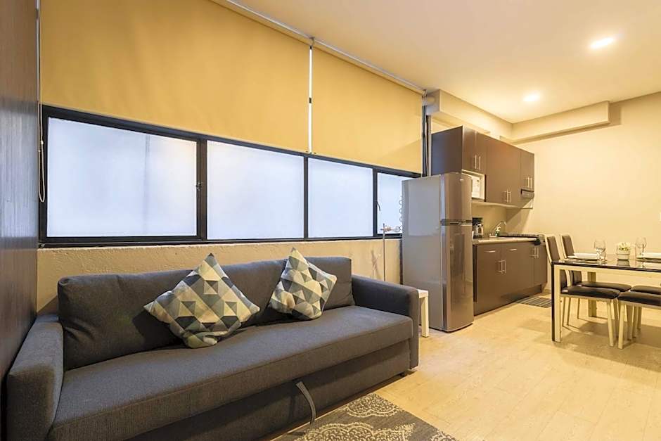 304 Balcony apt Walk to Zocalo AC Rooftop