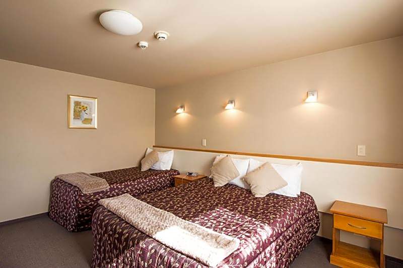Balmoral Lodge Motel
