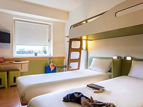 Standard Double Room with Two Single Beds and One Bunk Bed
