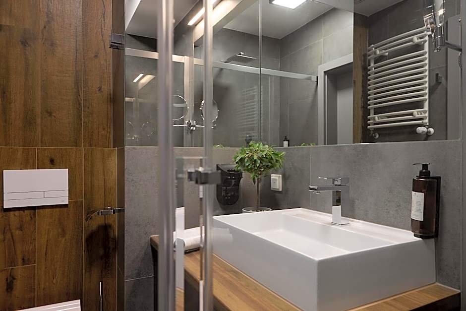 Fragola Apartments Rajska 3 - modern studios, park