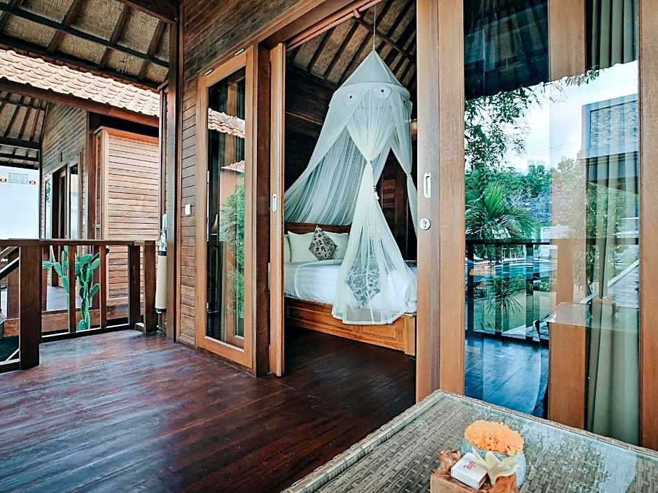 Bale Gede Lembongan