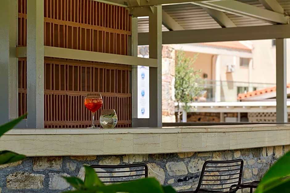 Atlantica Thalassa Hotel