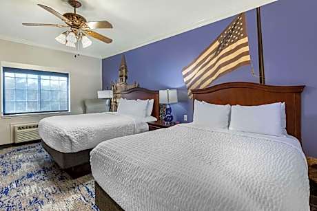 Queen Room with Two Queen Beds - Non-Smoking
