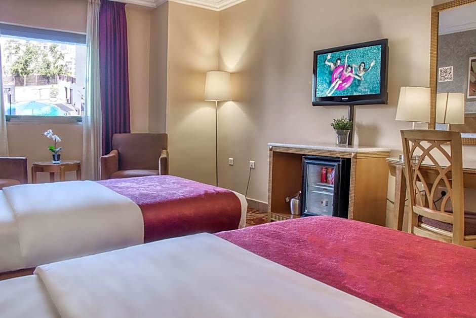 Geneva Hotel