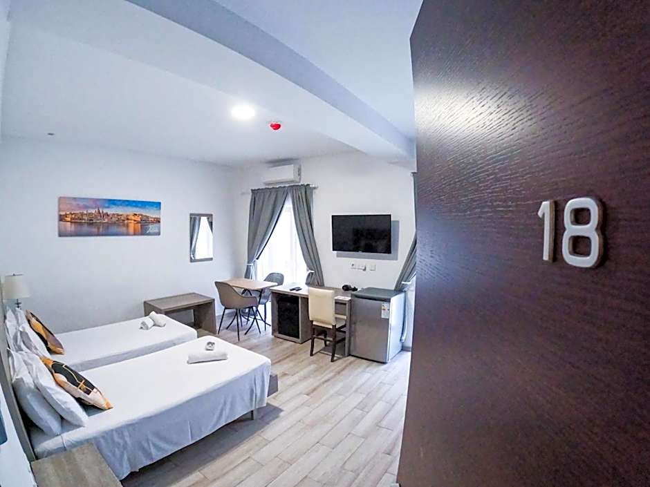 Napoli Suites Studios Aparthotel