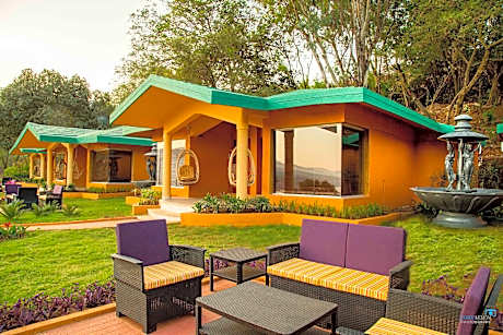 Residency Lake Resort & Spa