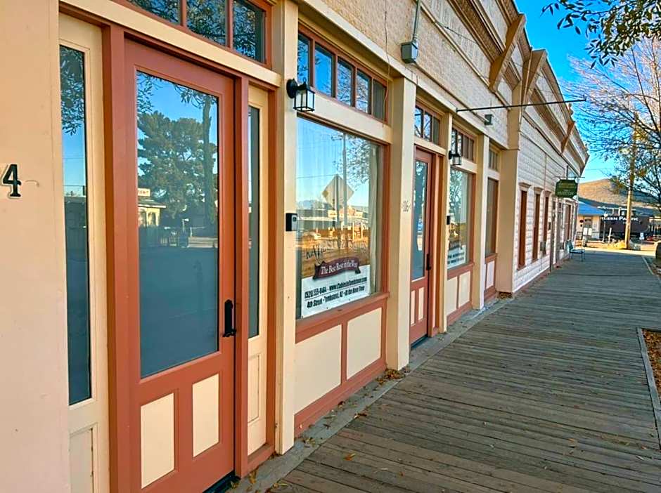 Katie's Cozy Suites