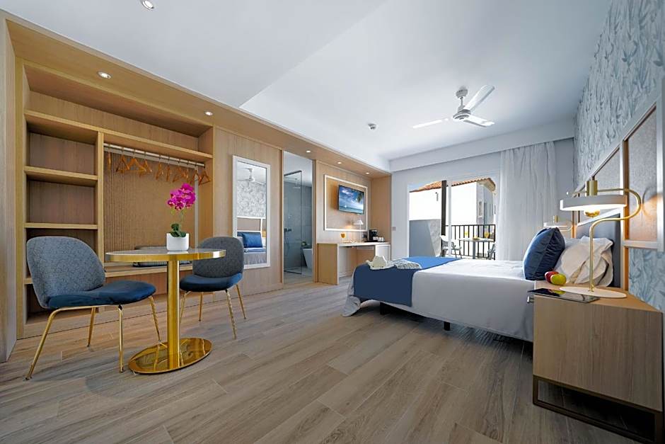 Broncemar Beach Suites