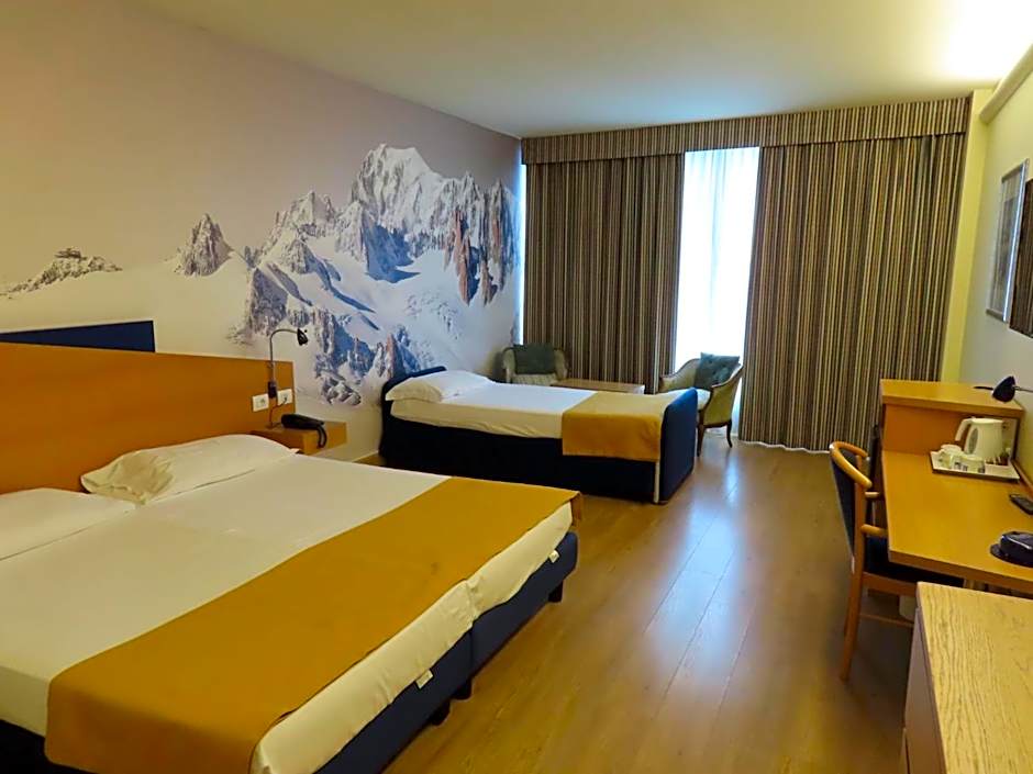 Hotel Express Aosta East