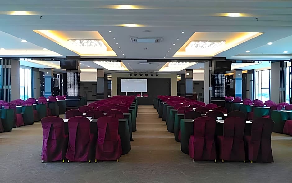 Lintas Platinum Hotel