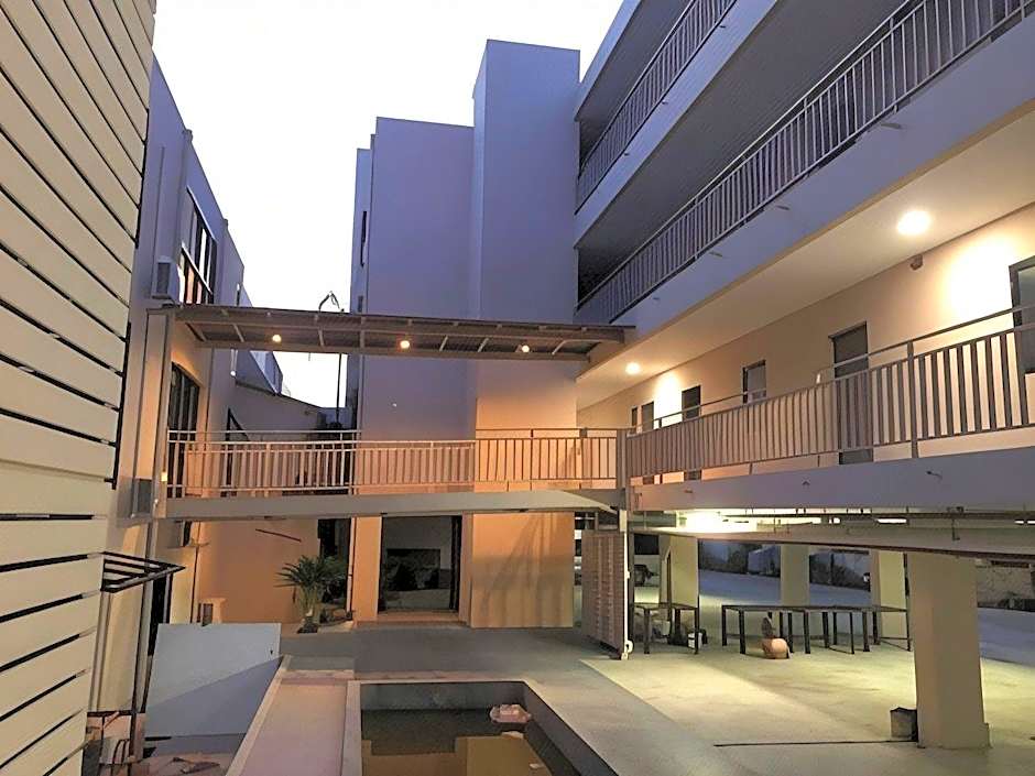 Sattahip 9 Boutique Hotel