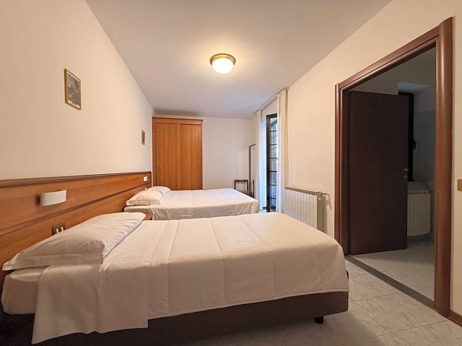 Hotel Montegrino Lakeview