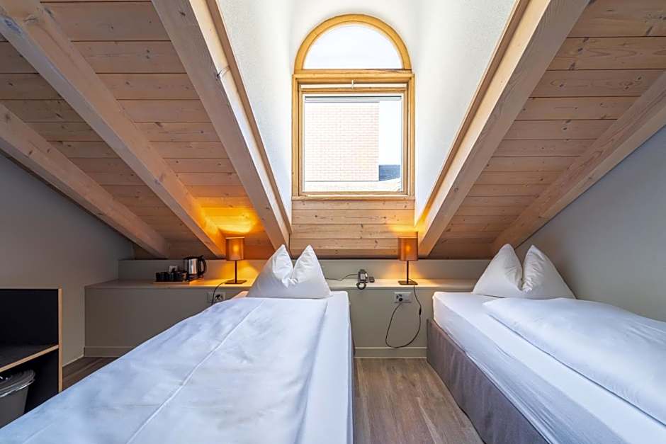 The Guesthouse by The Hey Hotel