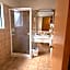 Baden Lodge Motel - PRIVATE SPA Bath